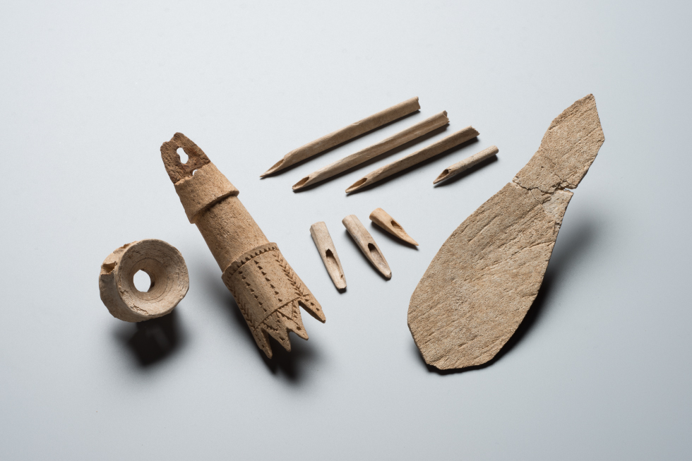 擦文文化期後期の土器・骨角器